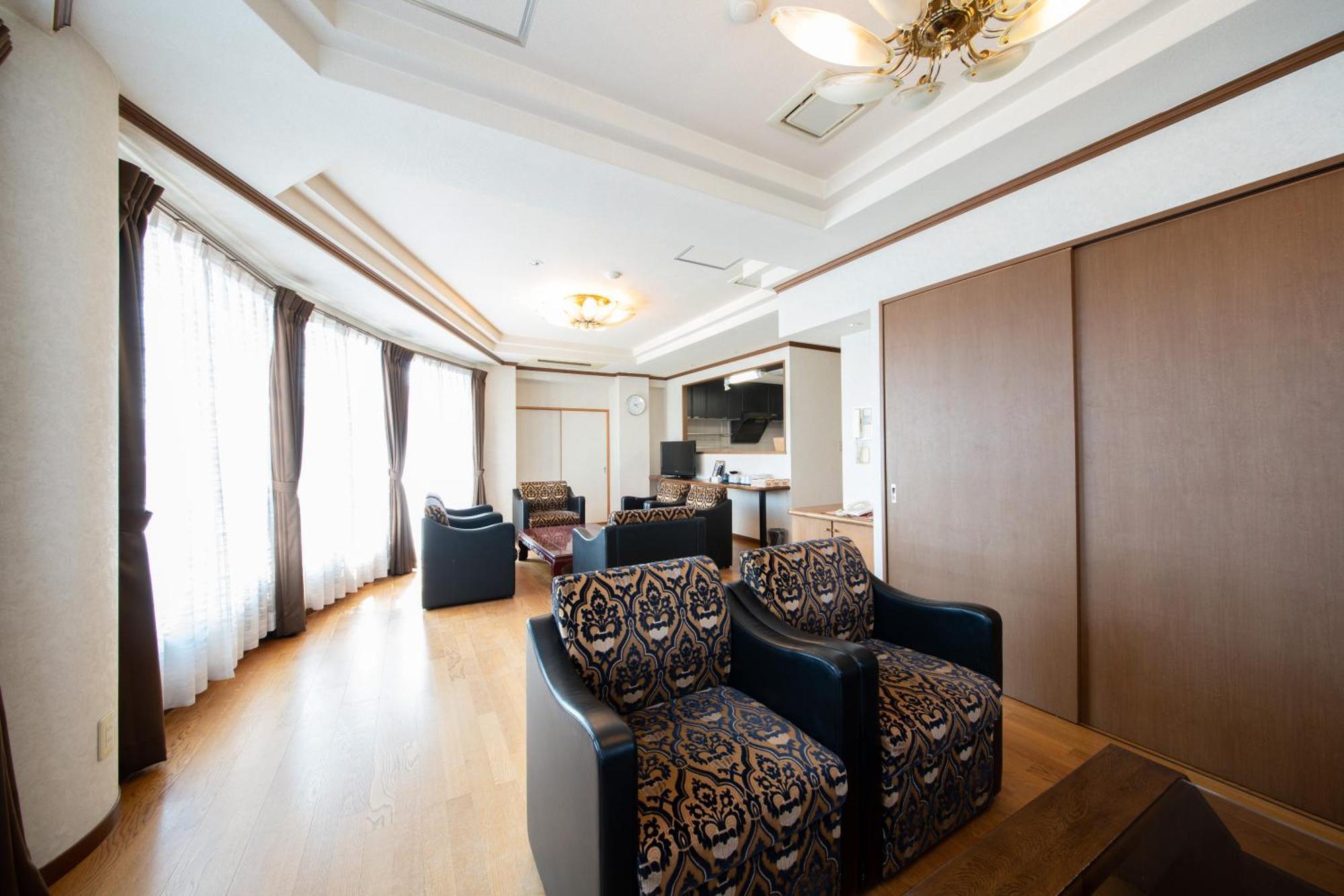 קאראטסו Asuka Hotel מראה חיצוני תמונה